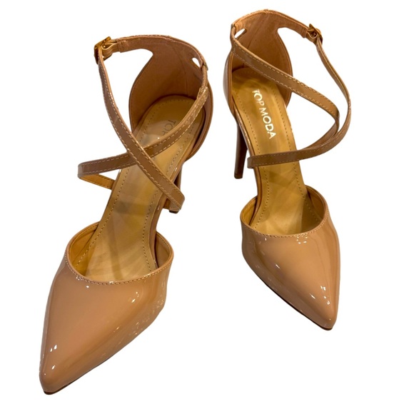 Size 5.5 Top Moda Nude Strappy Patent Leather Look Pumps - Picture 1 of 6